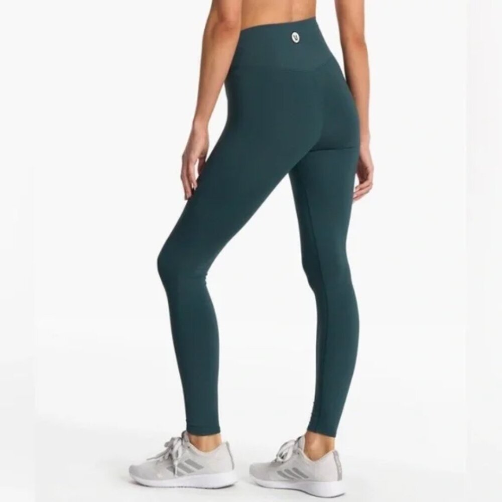 Vuori Women's Teal Leggings